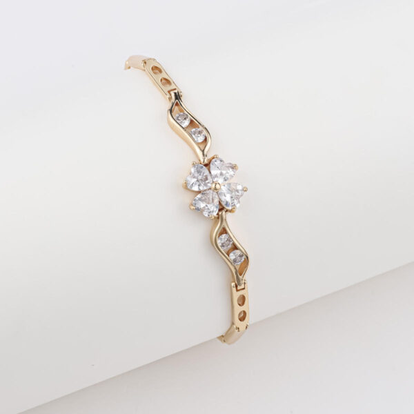 Trendy 18K Gold Plated Butterfly & Clover Zircon Charm Bracelet for Women – Copper Base Pulsera - Image 5